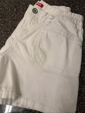 UNIONBAY White Women’s Shorts